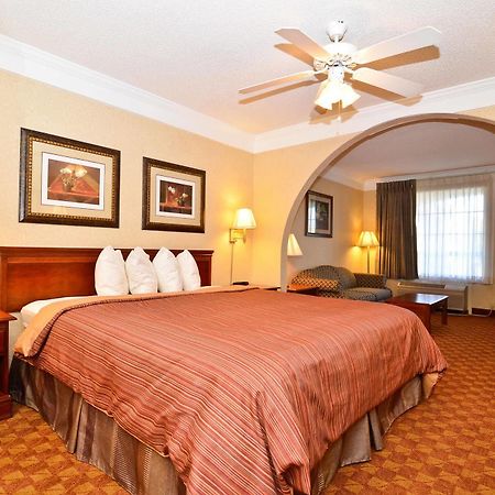 Best Western Hawkinsville Inn & Suites Bilik gambar