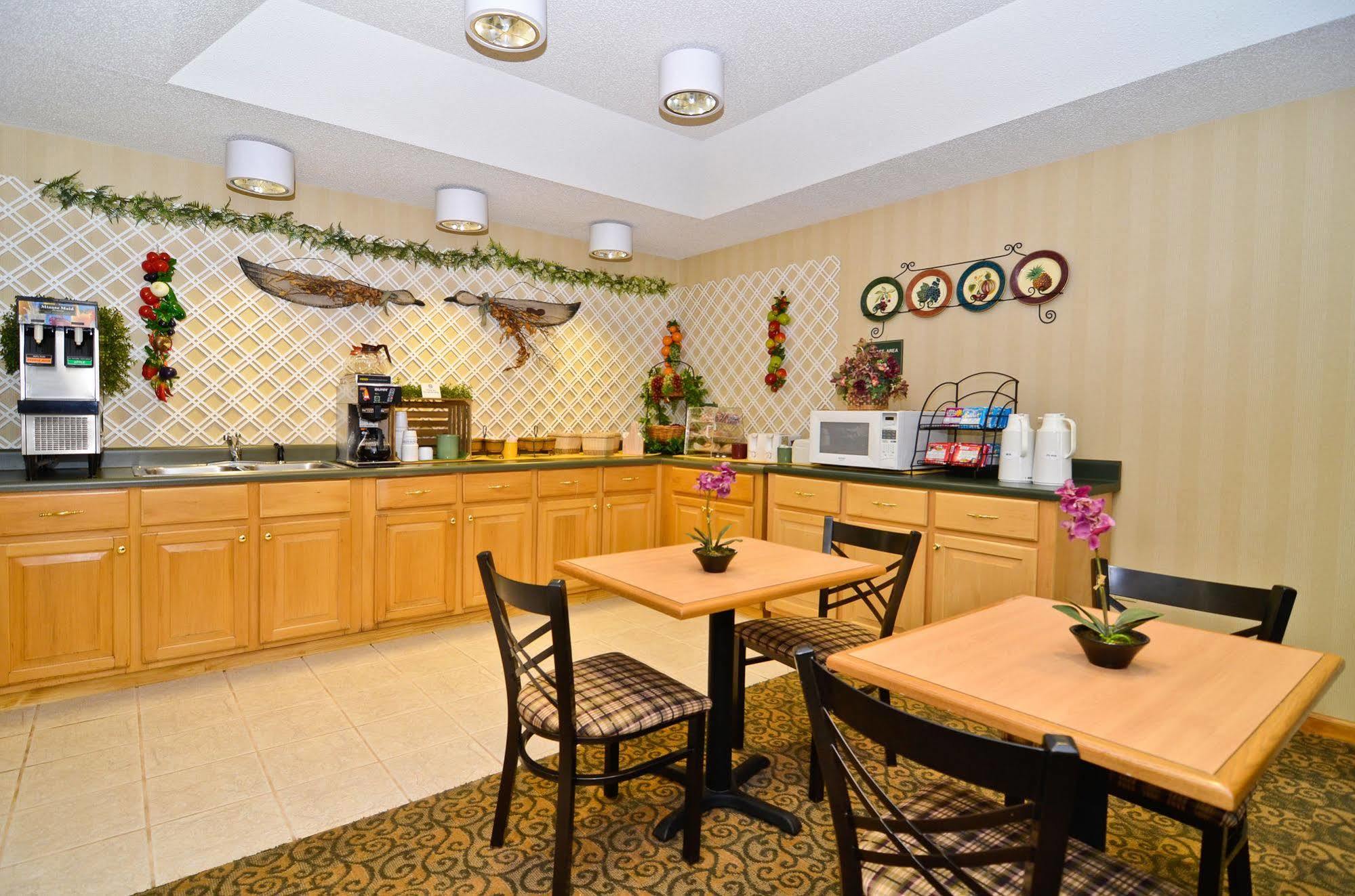 Best Western Hawkinsville Inn & Suites Restoran gambar
